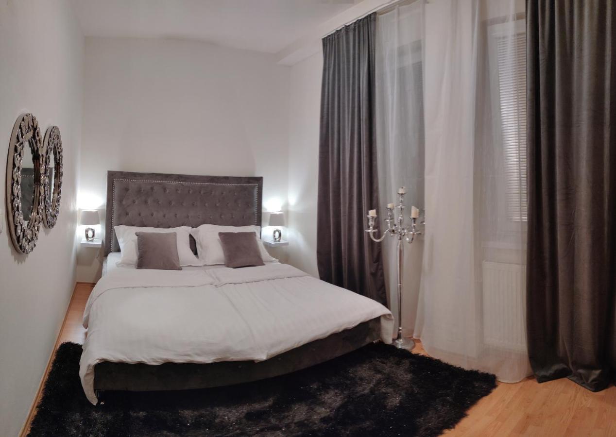 班斯卡-比斯特里察2 Izbovy Byt 60M2 V Centre Na Bakossovej, 24H Self Checkin公寓 外观 照片